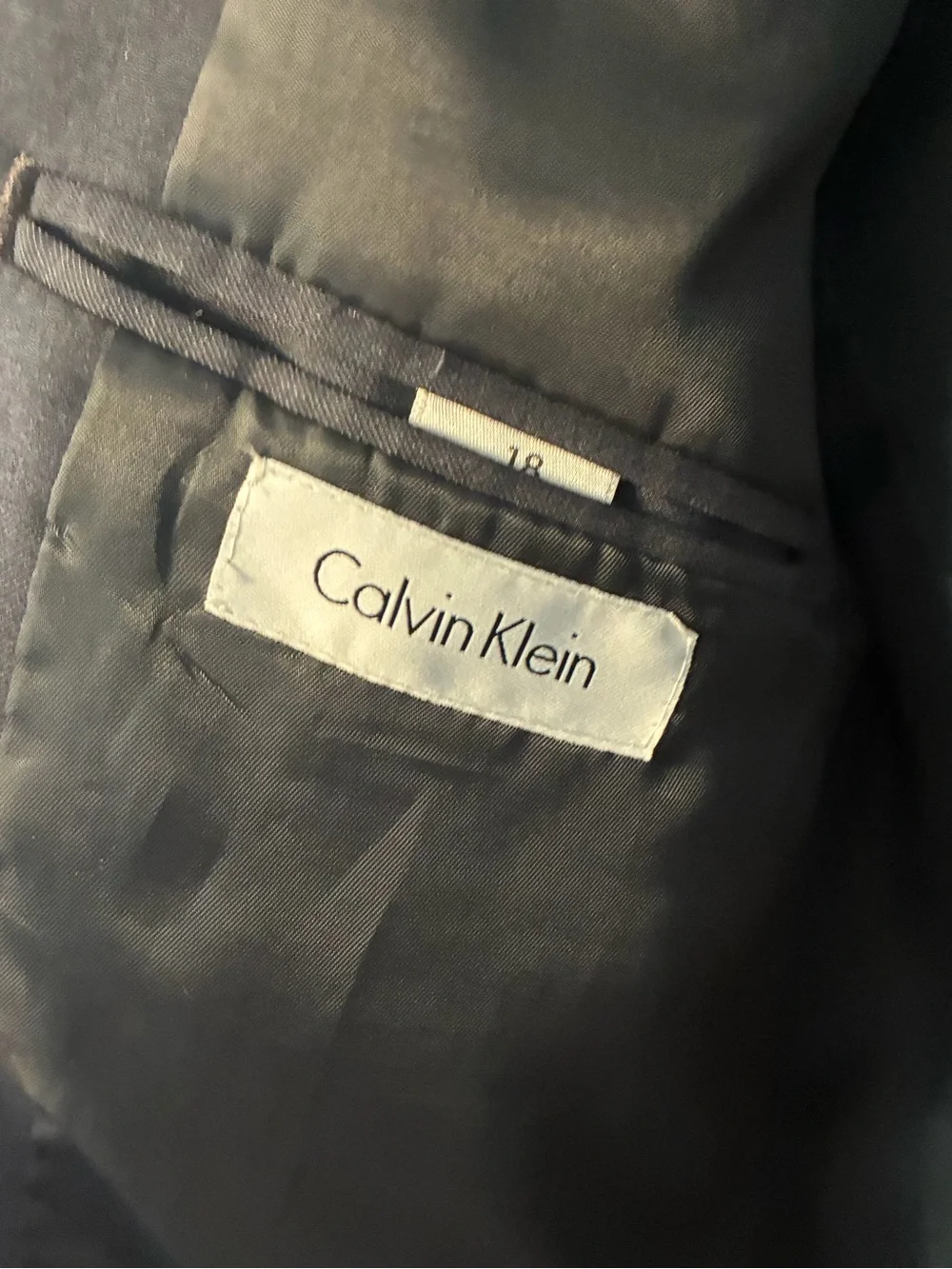 Calvin Klein ⚠️ important